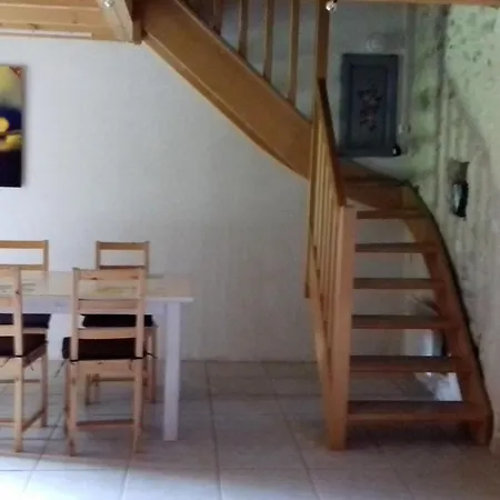 Ancienne Forge Restauree Et Piscine Holiday home