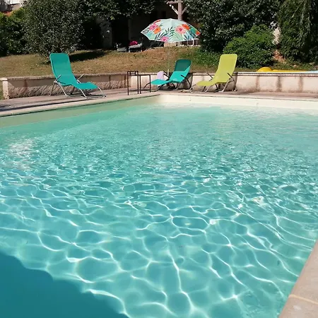 בית נופש Ancienne Forge Restauree Et Piscine *
