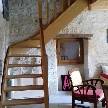 Casa de Férias Ancienne Forge Restauree Et Piscine