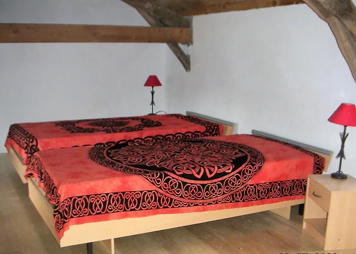 Holiday home Ancienne Forge Restauree Et Piscine