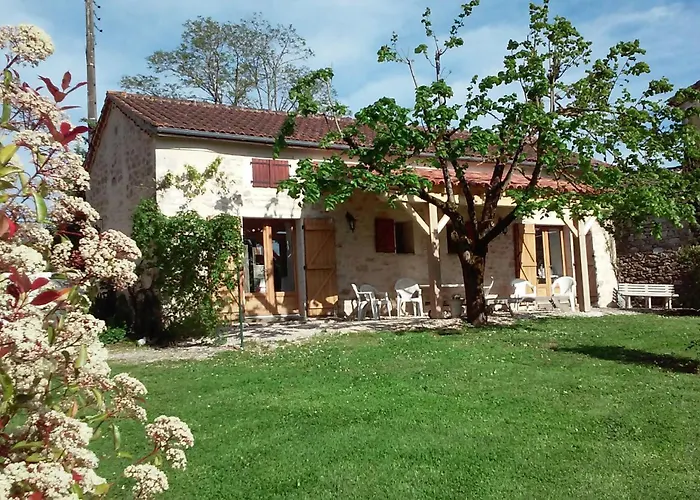 Ancienne Forge Restauree Et Piscine Casa de Férias